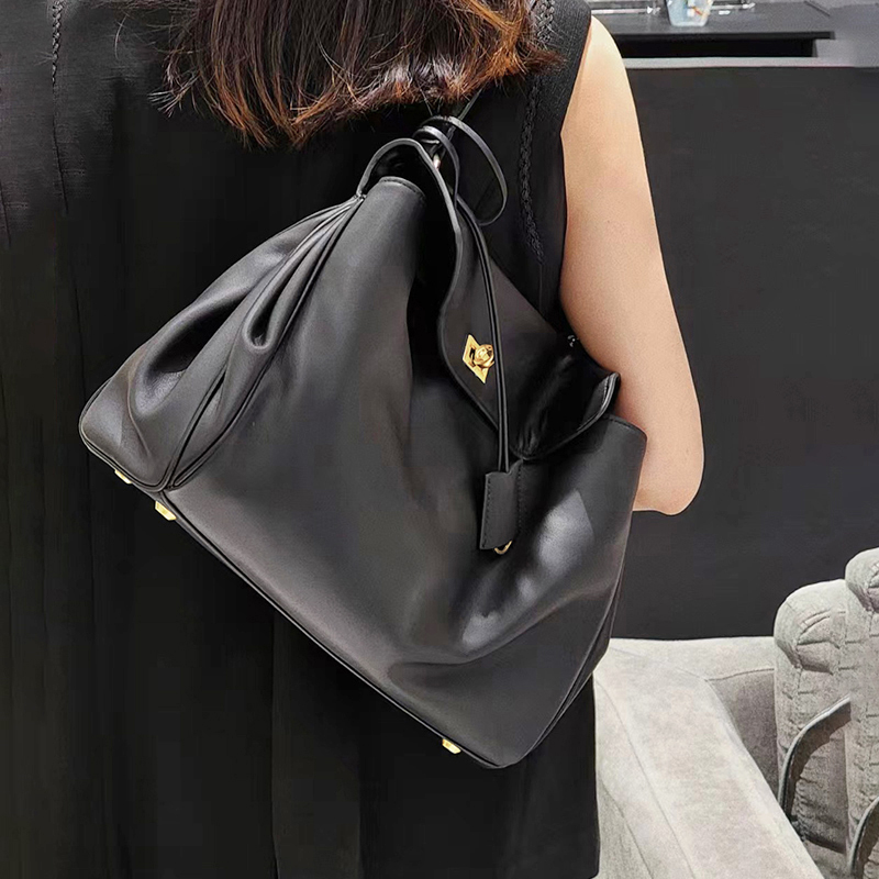 Sac à bandoulière en cuir de v - Luxury Bags Sale avis et prix