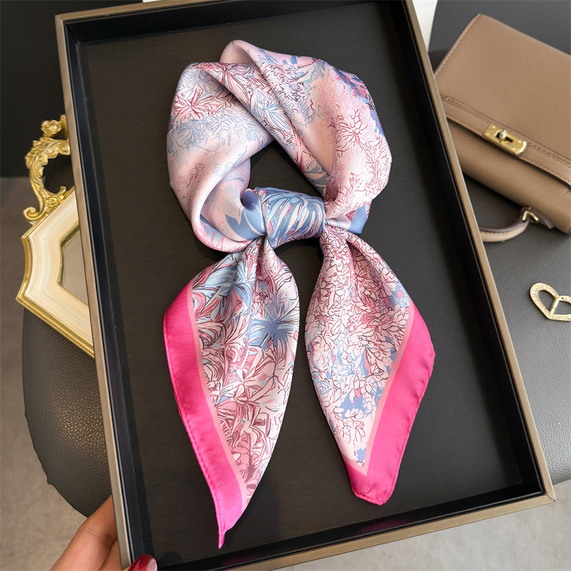 Foulard imprimé de luxe pour f - Luxury Bags Made avis et prix