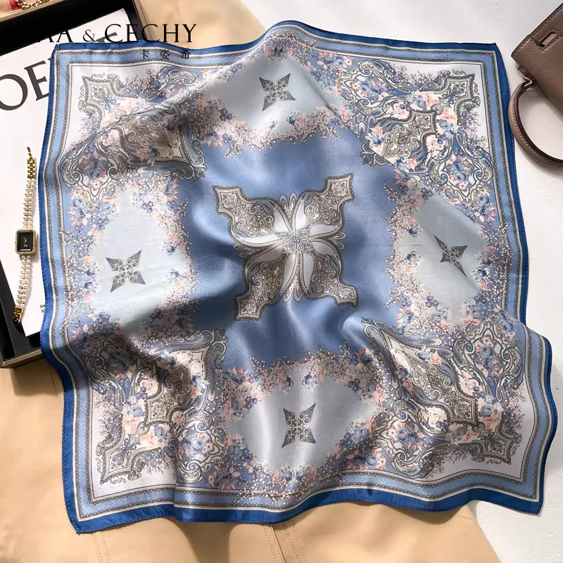 Foulard carré en soie de mûrie - Luxury Bags China avis et prix