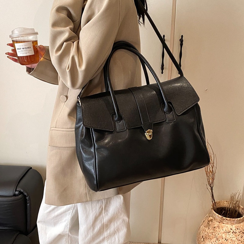 Sacs à bandoulière Boston de l - Luxury Bags Made avis et prix